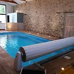 L'escale Du Bocage Piscine Couverte Chauffee * La Flocellière
