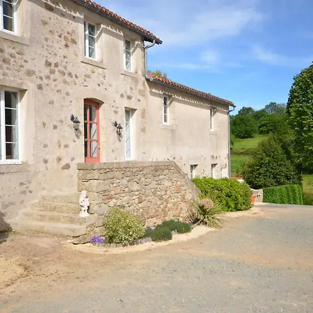 L'escale Du Bocage Piscine Couverte Chauffee La Flocellière
