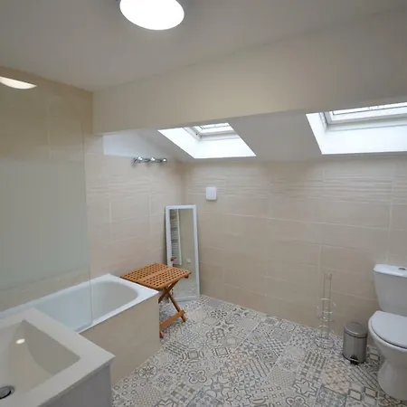 L'escale Du Bocage Piscine Couverte Chauffee 펜션