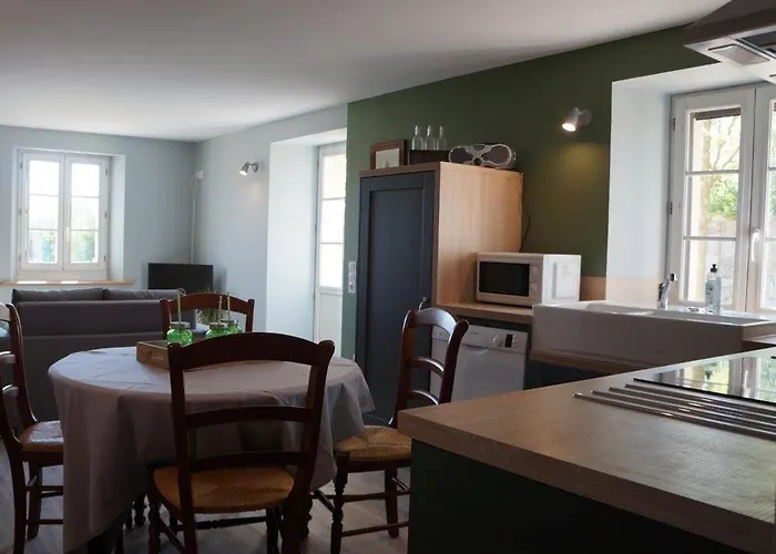 Hébergement de vacances L'escale Du Bocage Piscine Couverte Chauffée La Flocellière