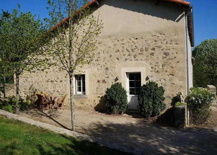 L'escale Du Bocage Piscine Couverte Chauffee *