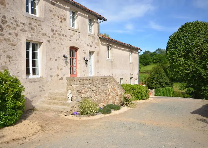 L'escale Du Bocage Piscine Couverte Chauffée La Flocellière