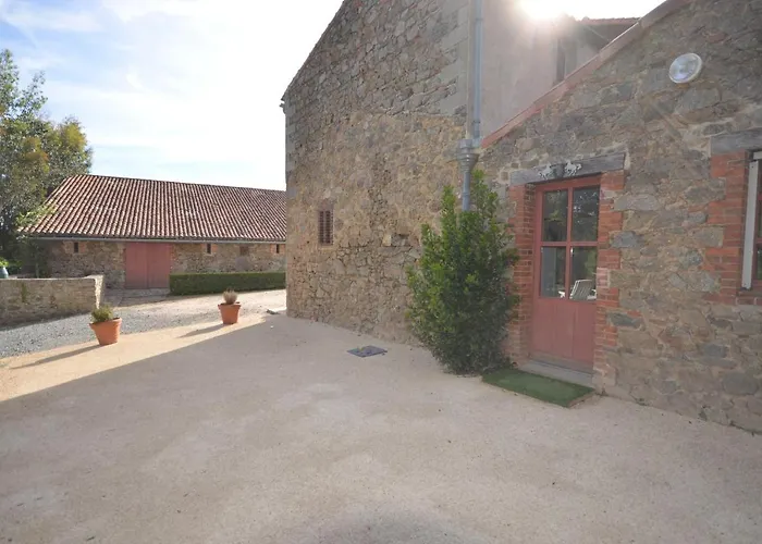 L'escale Du Bocage Piscine Couverte Chauffée Hébergement de vacances *